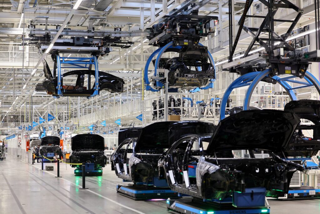 A Deep Dive into Mercedes-Benz's In-Drive Brake System for Electric Vehicles 1 A Deep Dive into Mercedes-Benz's
