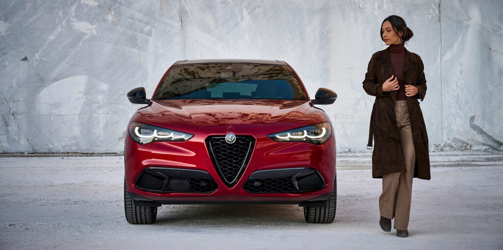 Alfa Romeo Stelvio 2025: A Luxurious Italian SUV Experience 2 Alfa Romeo Stelvio 2025
