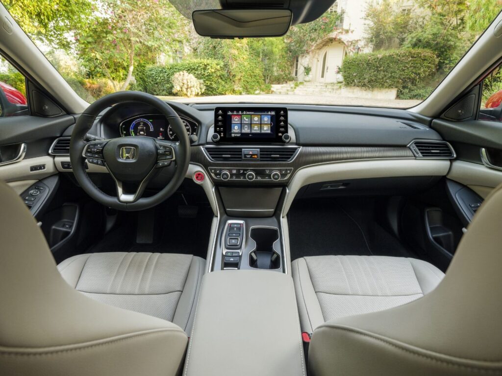 Top 5 Reasons the 2025 Honda Accord Is the Best Family Sedan 2 Top 5 Reasons the 2025 Honda Accord