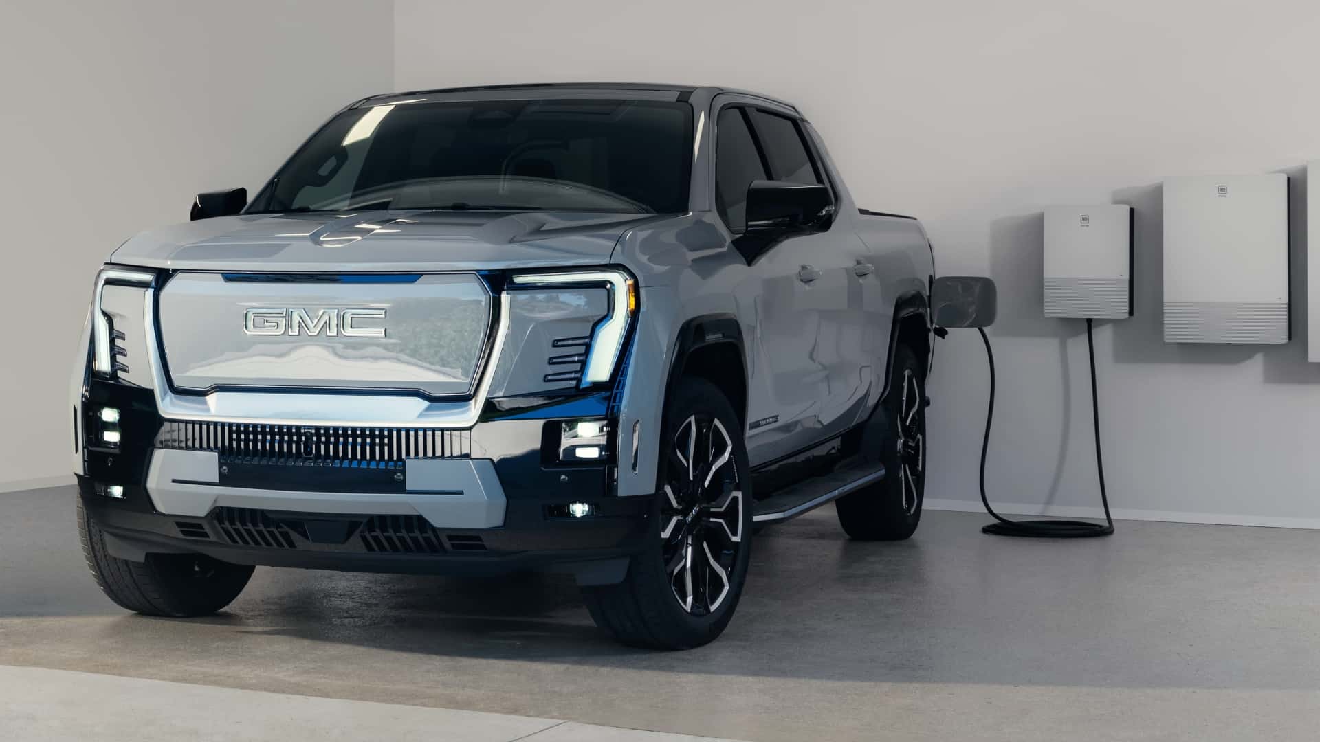 2025 GMC Sierra EV