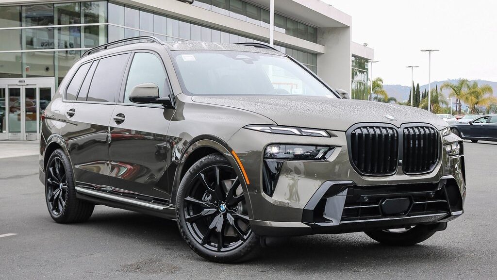 BMW X7 Off-Road Dominance: What You Need to Know in 2025 2 BMW X7 Off-Road Dominance
