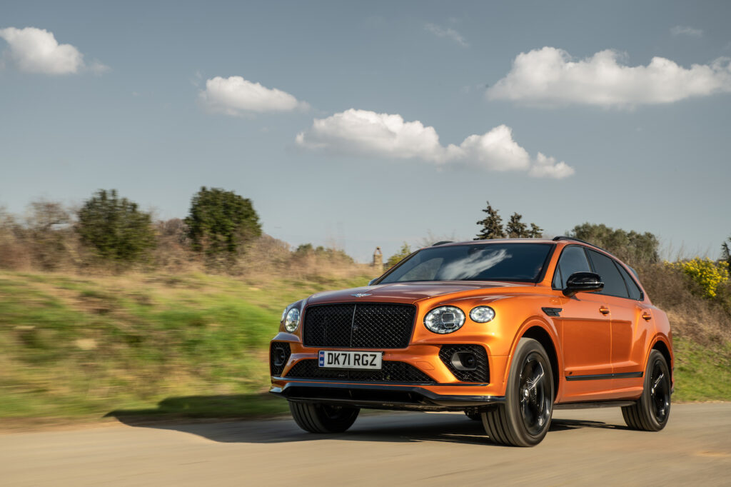 Bentley Bentayga 2025: A Comprehensive Review of Ultimate Luxury 1 Bentley Bentayga 2025