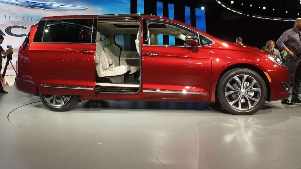 Chrysler Pacifica Redefines