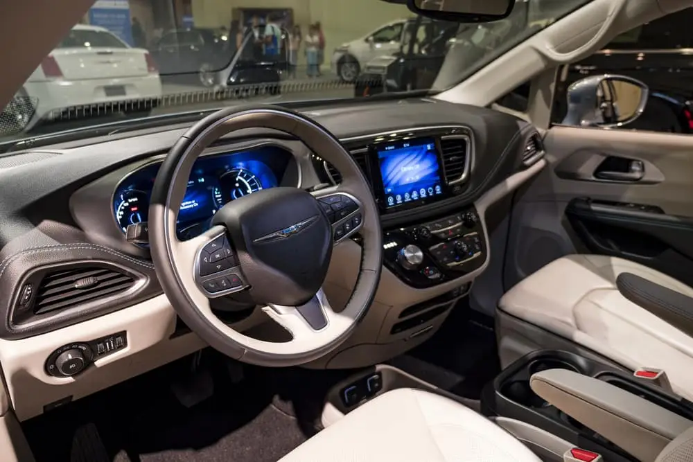 Chrysler Pacifica Redefines