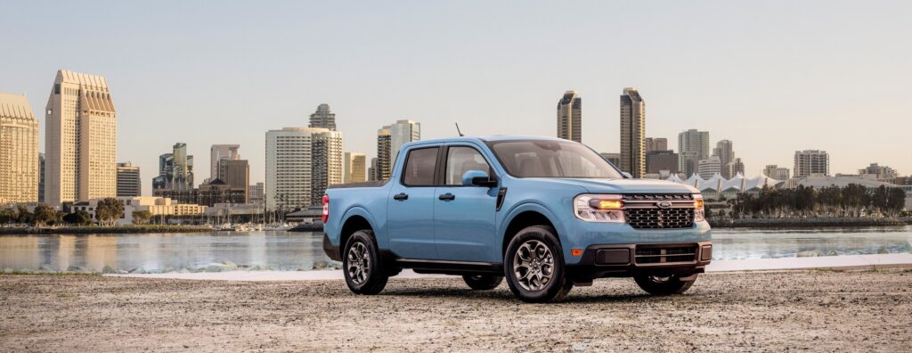 2025 Ford Maverick XLT Trim: The Perfect Mid-Tier Pickup 3 Ford Maverick XLT Trim