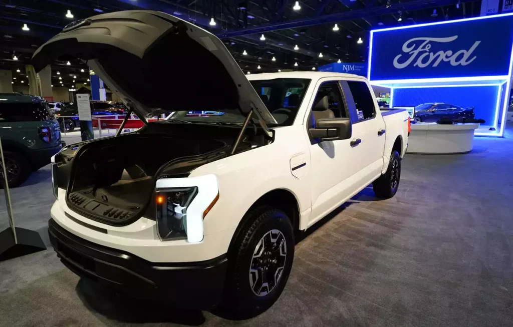 Ford Revs Up Electric Future with Halewood Plant 1 Ford Revs Up Electric