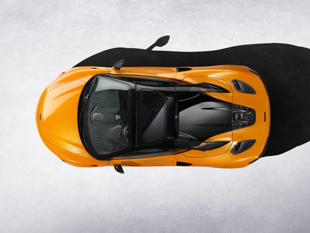 2025 McLaren Artura Maintenance Guide: Tips for Longevity 2 McLaren Artura maintenance