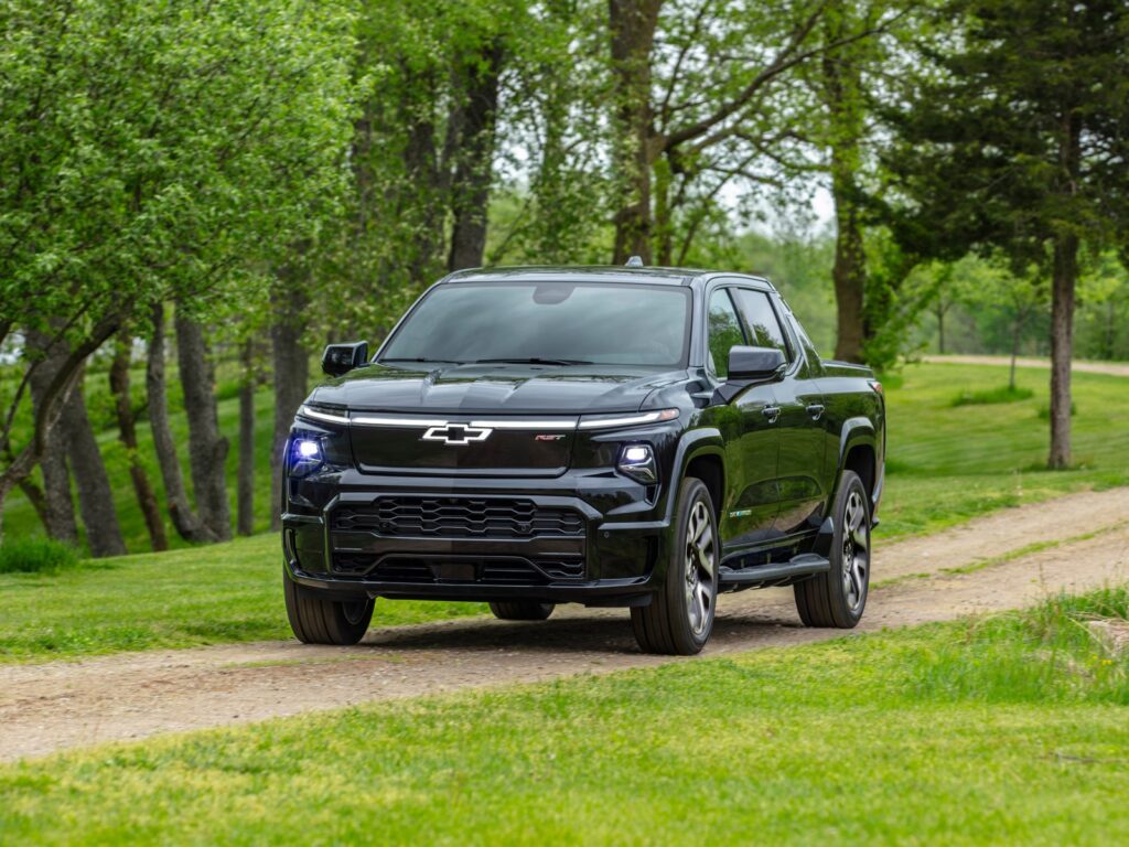 Silverado EV Test Drive: Exploring the Interior & Electric Truck Experience 3 Silverado EV Test Drive