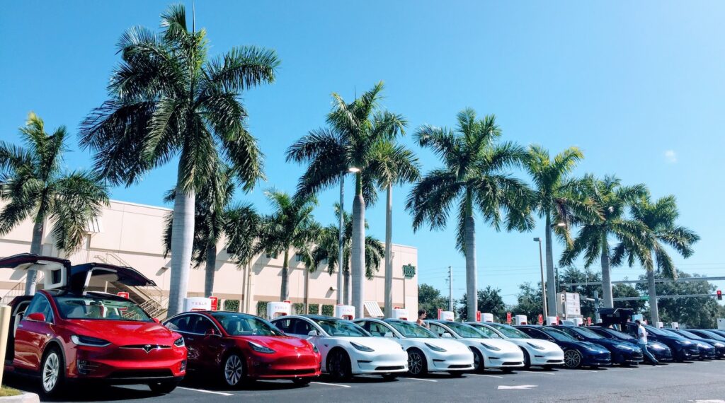 2025 Tesla Model X Maintenance: Ownership, Warranty, and Costs 1 Tesla Model X maintenance