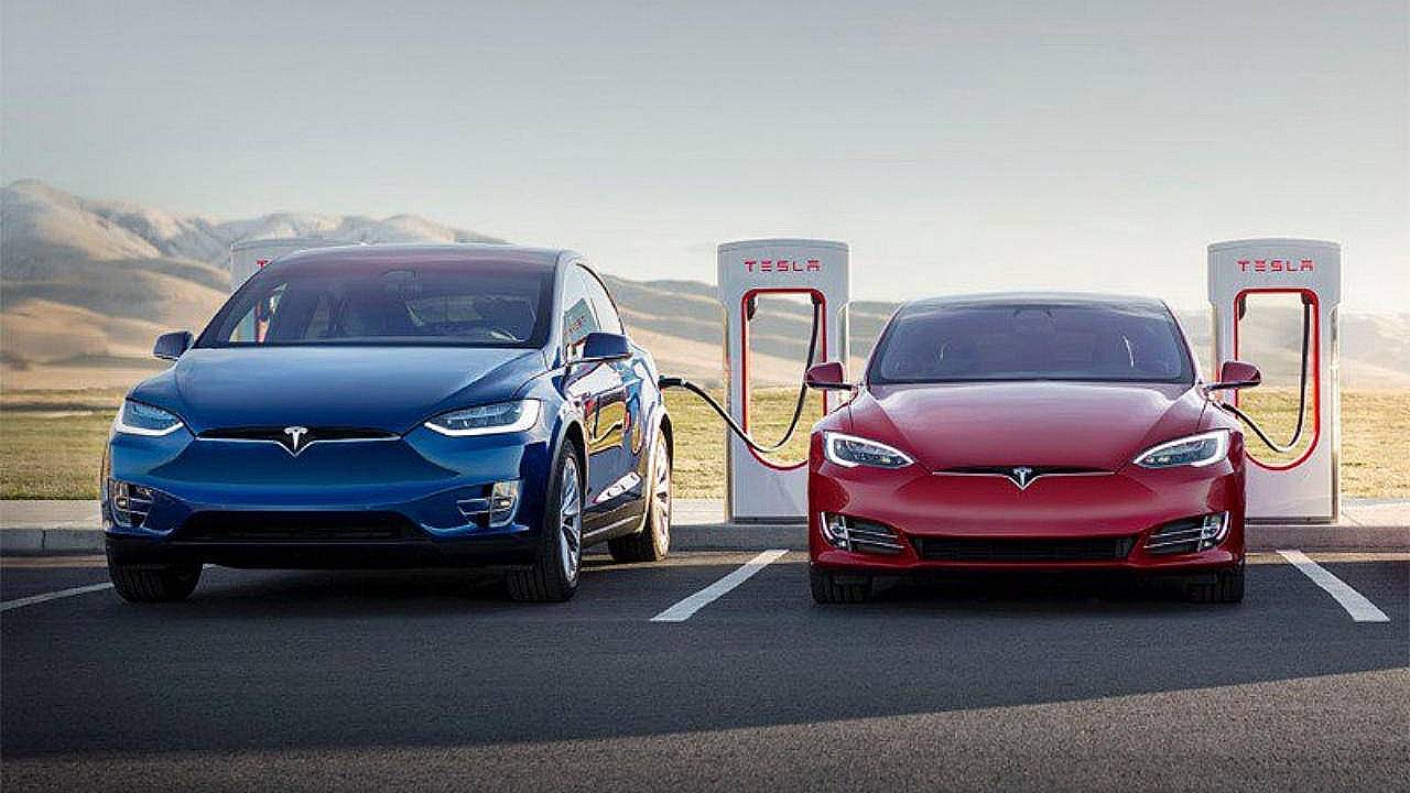 Tesla Model X vs competitors