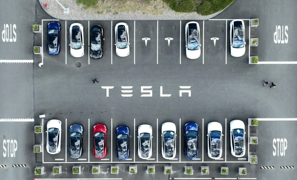 Tesla Owner Reveals Massive Savings with Electric Driving: "I'm a Convert!" 2 Tesla Owner Reveals